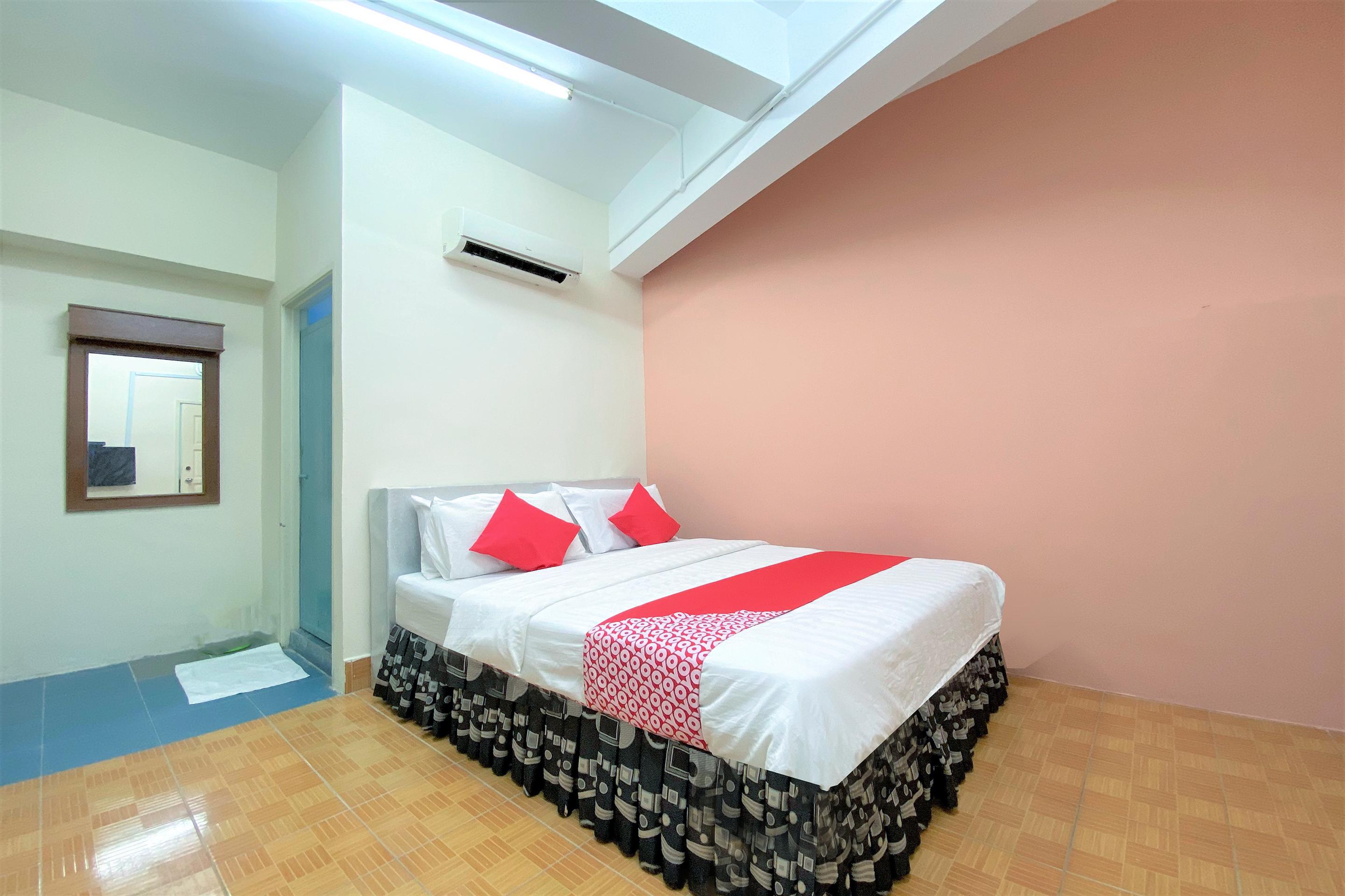 Oyo 89540 B Hotel Penang Bayan Lepas Zewnętrze zdjęcie